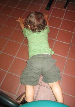 on the floor at El Maguey Y La Tuna